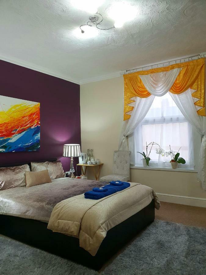 Gabriel Guesthouse Rhyl Exterior photo
